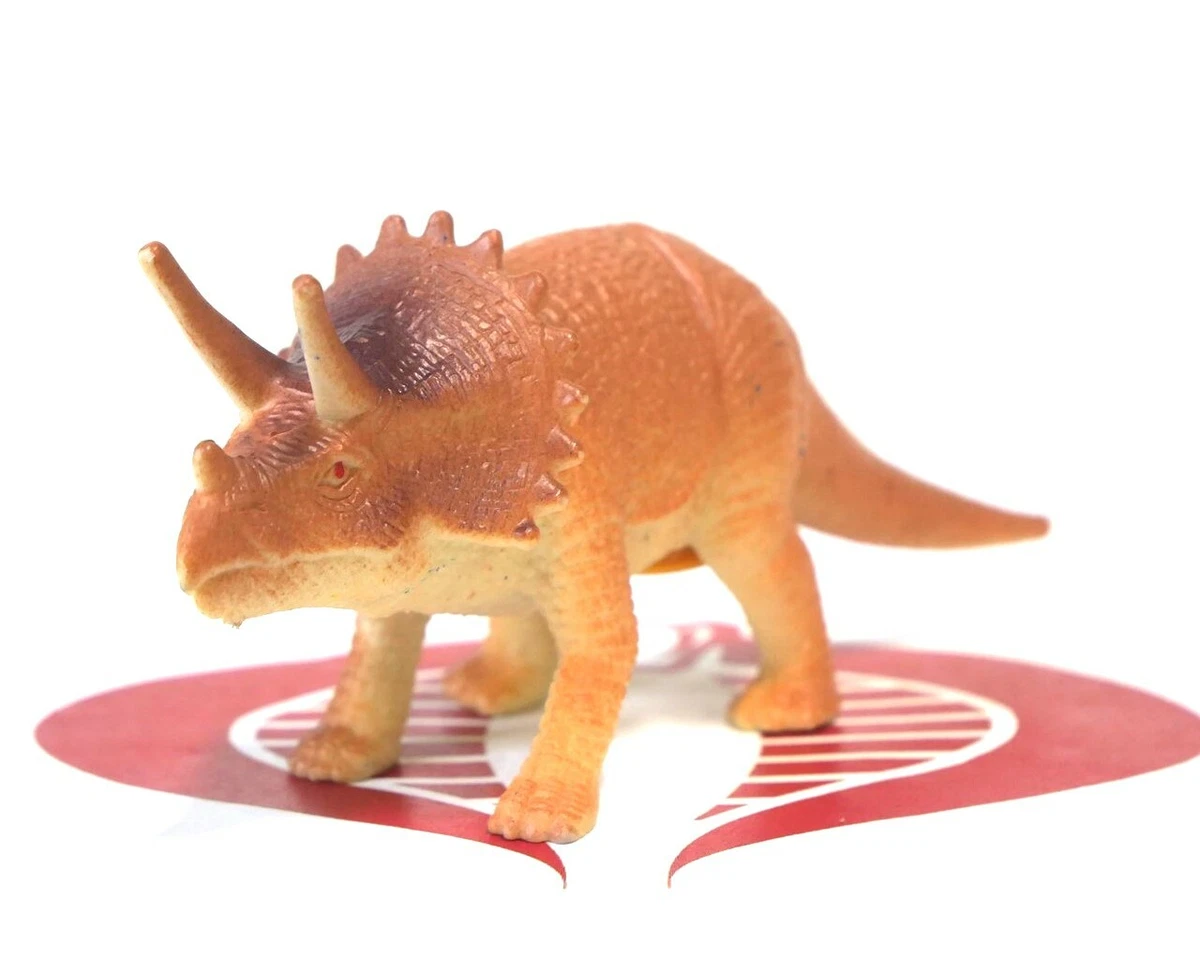 Figurine triceratops cheap