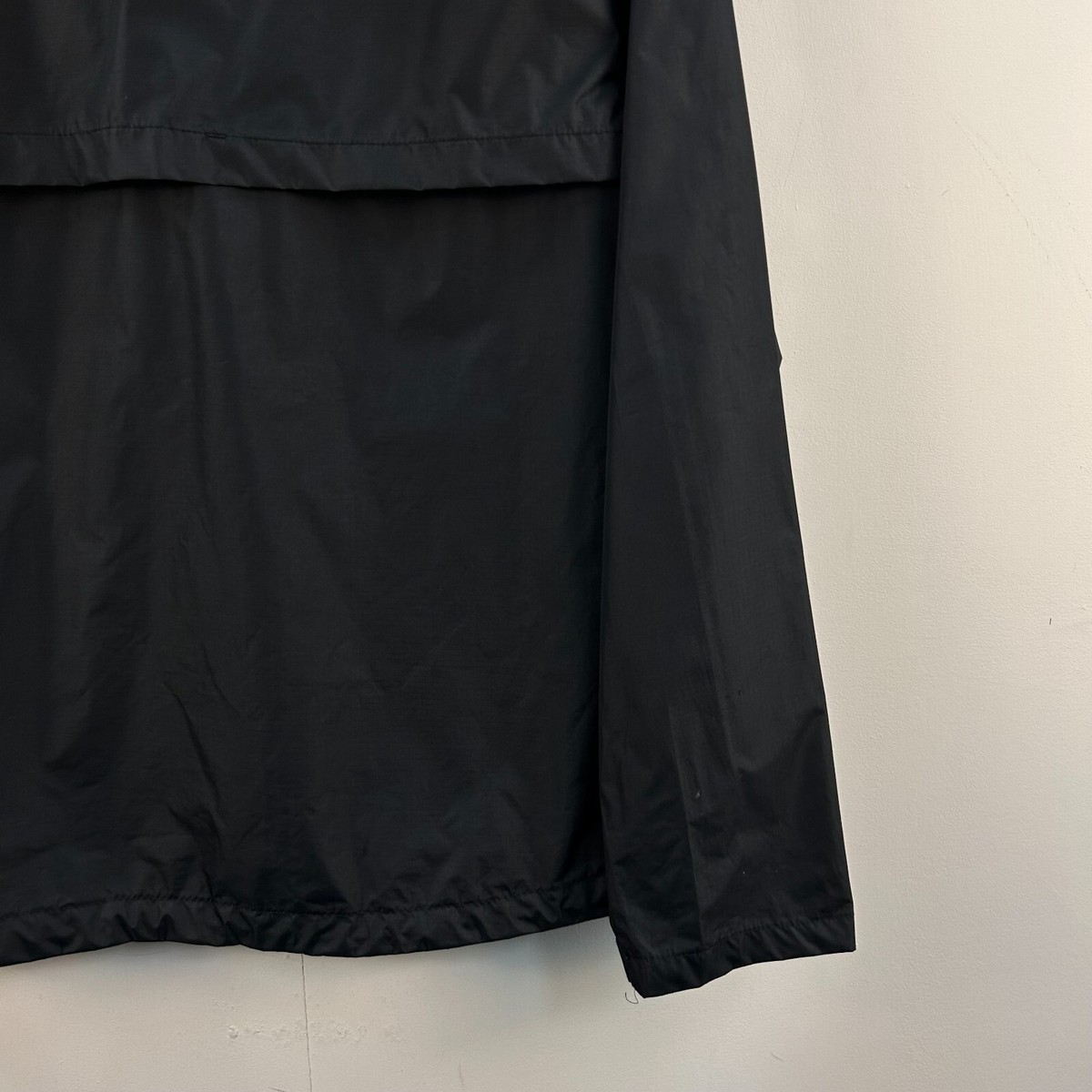 Iceburg Womens Small Coat Jacket Wind Breaker Black Zipper Iceburg Womens Small Coat Jacket Wind Breaker Black Zipper