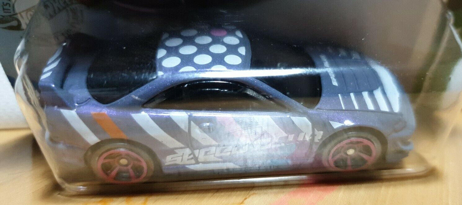 Picture 3 of 6