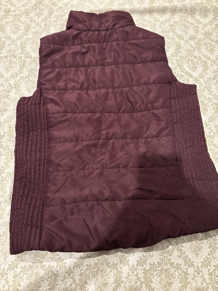 Chaleco acolchado New York & Company Borgoña para mujer mediano M cremallera completa NY&Co Foto 2 de 3