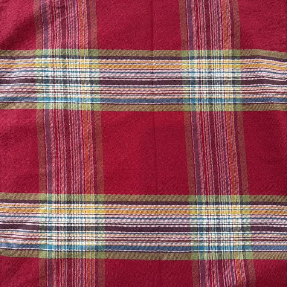 Funda de Almohada Pottery Barn Cuadros 24" X 24" Terciopelo Cierre de Cremallera Trasera Foto 2 de 4