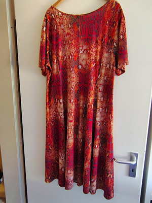 Let's Dress Damen A-Linie Kleid Gr. 48 knielang Kurzarm Rundhals Schlangenprint.