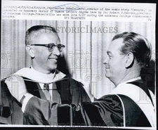 1963 Press Photo Charles Schulz