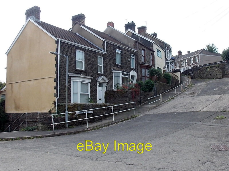 Photo 6x4 Seaview Terrace, Swansea Seaview Terrace climbs away from
