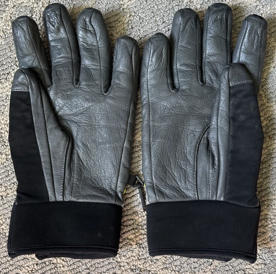 Guantes grandes de piel de cabra gris Marmot para hombre Foto 2 de 4