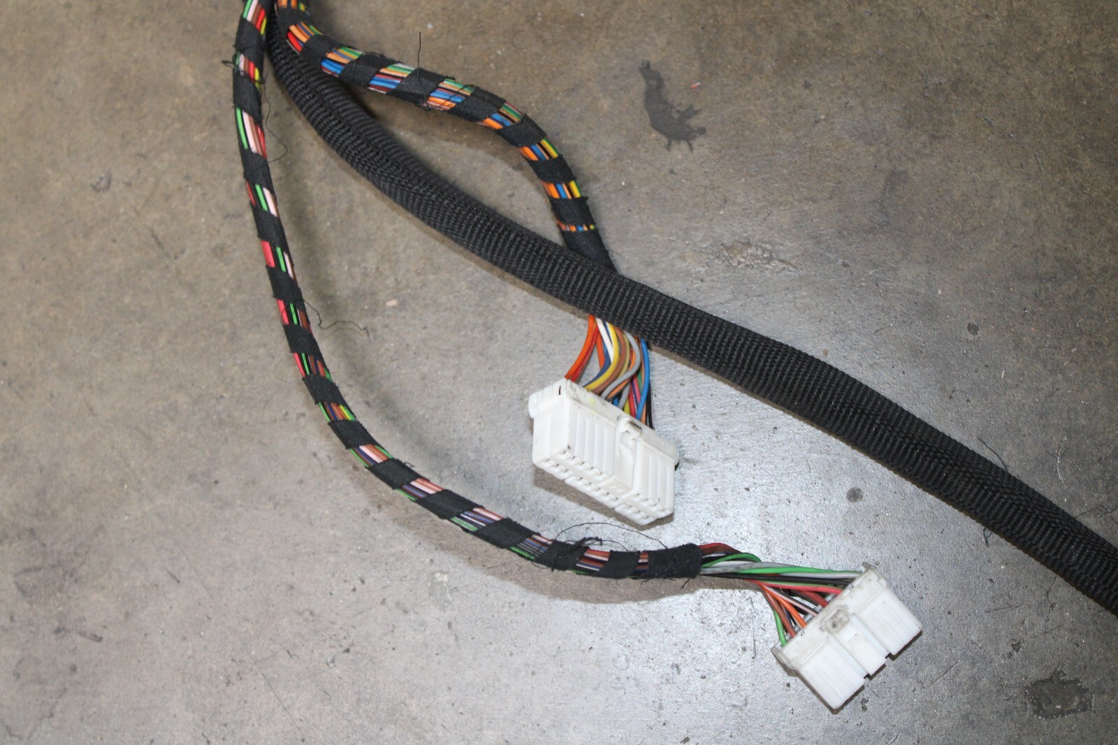 Ferrari 360, RH, Rear, Tunnel Wiring Harness, P/N 182200 s/c 198555