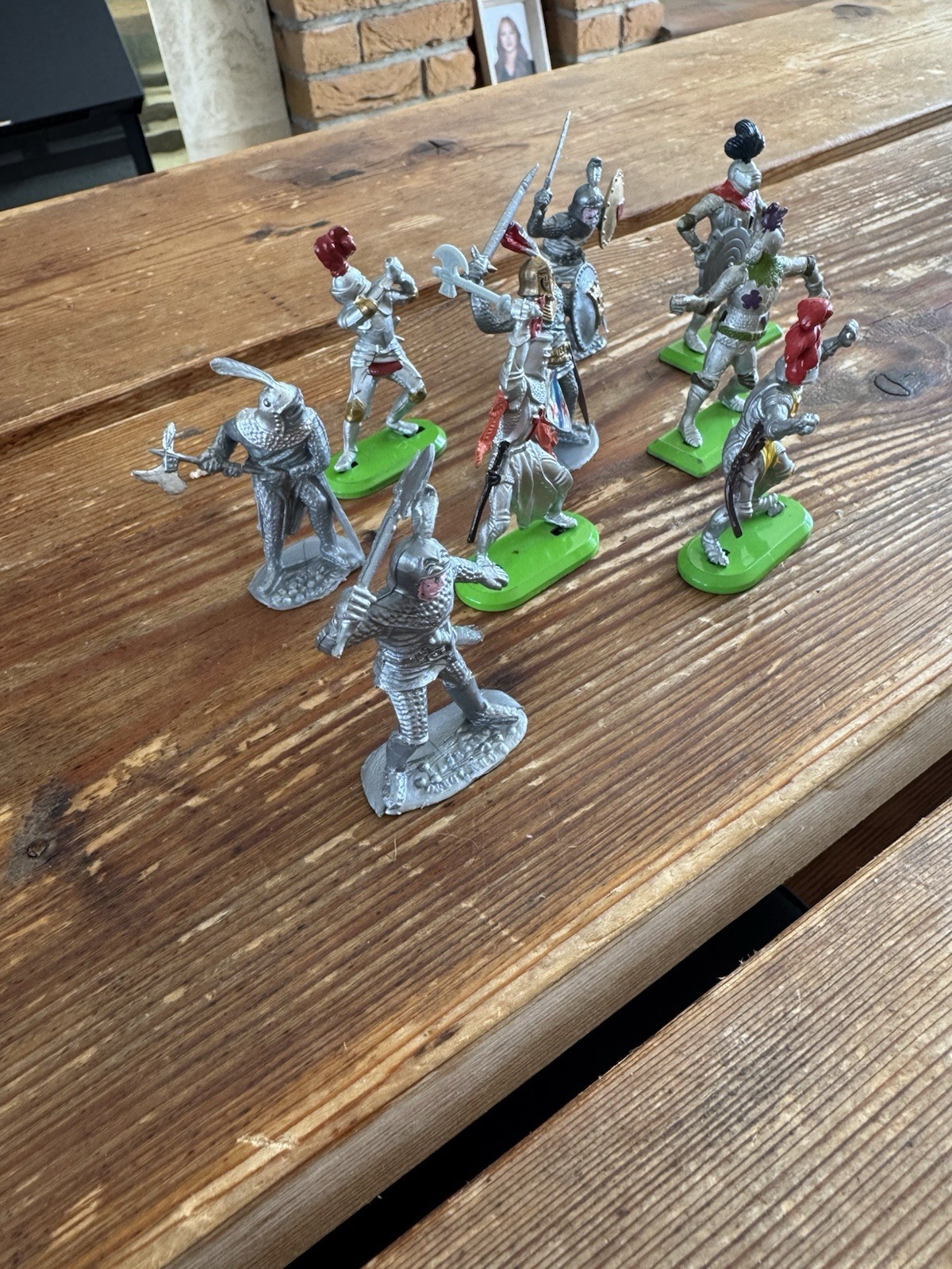 Picture 2 of 4