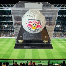 2006-07 New York Red Bulls Team-signed by 21 Players Soccer Ball Football W/Case
