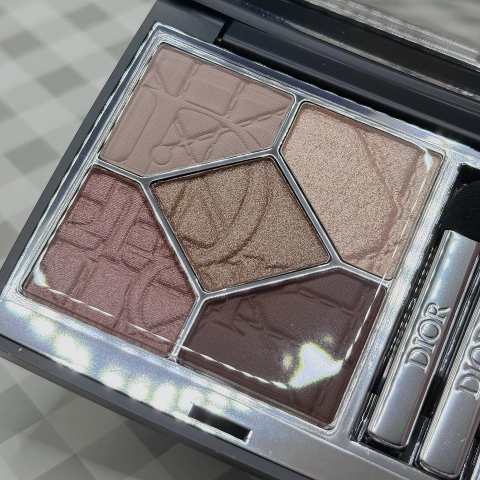 DIOR Diorshow 5 Colores 647 Seda Taupe Edición Limitada ••NUEVO EN CAJA••🎁 Foto 2 de 4