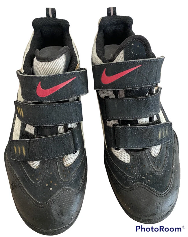 nike 3 strap shoes