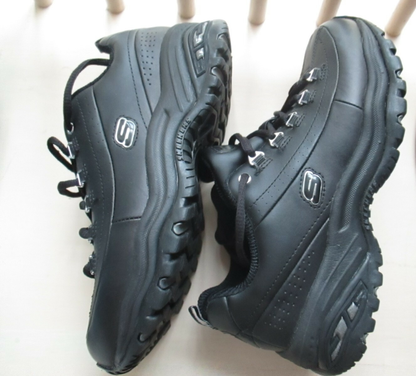 skecher shape up mens