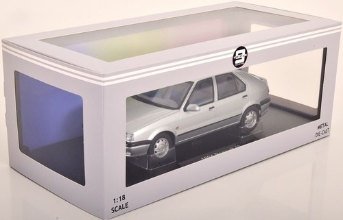 1/18 Triple9 Renault 19 R19 T9-1800453 Cochesaescala - Imagen 3 de 3