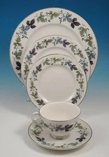 5 pc Place Setting Royal Doulton Fine China BURGUNDY TC 1001 Made in England 
