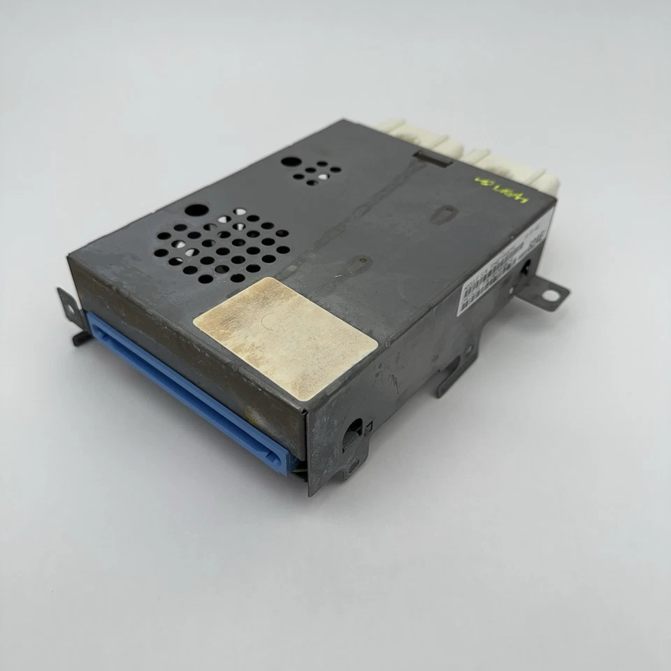 Dodge Caravan Chrysler 1998 T&C Plymouth Voyager BCM P04801062AE fabricante original Foto 4 de 4