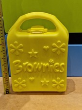 Brownies Girl Guides Promise Yellow Carry Case