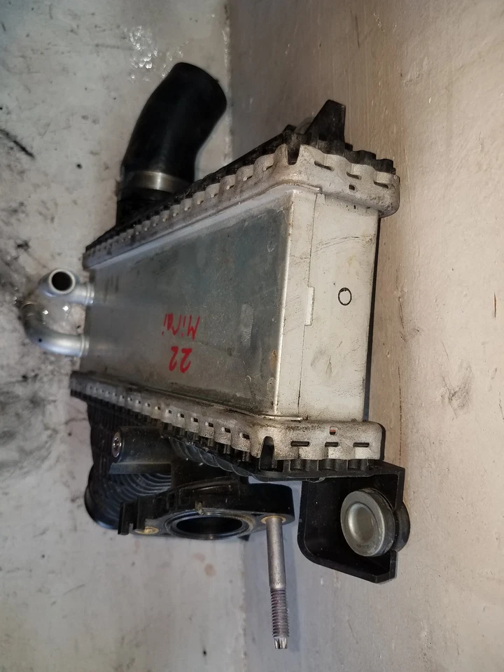 Intercooler de pila de combustible para motor Toyota Mirai 2021-2023 127000-1410 (M307) Foto 4 de 4