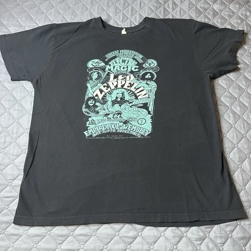 Vintage Led Zeppelin Shirt Graphic Tee Black 2005 T-Shirt Si 2000s vintage concert t-shirt, vintage, size L, single stitch, B+ condition