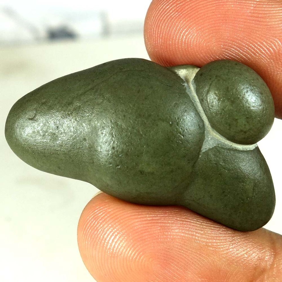 100-natural-fairy-stone-druzy-fancy-cabochon-gemstone-62-75cts-25x