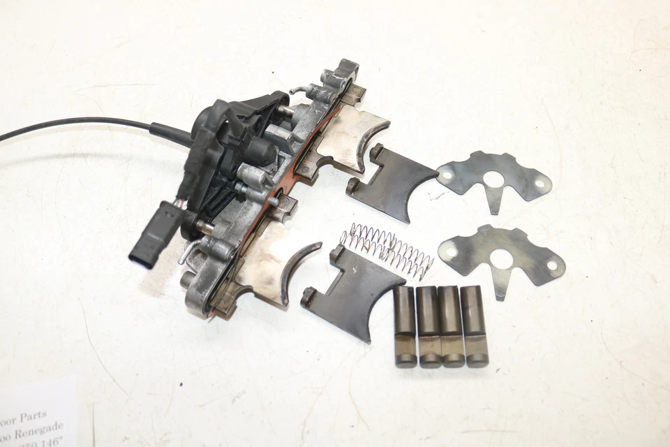 Выпускной клапан и сервопривод 2018 Ski-doo Renegade Backcountry 850 146 дюймов поколение 420889431 - Изображение 2 из 4