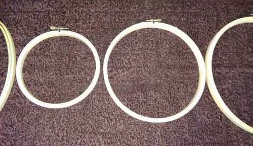 Wooden Embroidery Hoops, Four, 1 Oval 5x9 in., 3 Round 10, 8, & 6 in. Adjustable - Picture 2 of 7