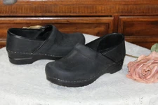 Dansko BLACK Leather Casual Comfort Nursing Clogs Slip On mule shoes 40