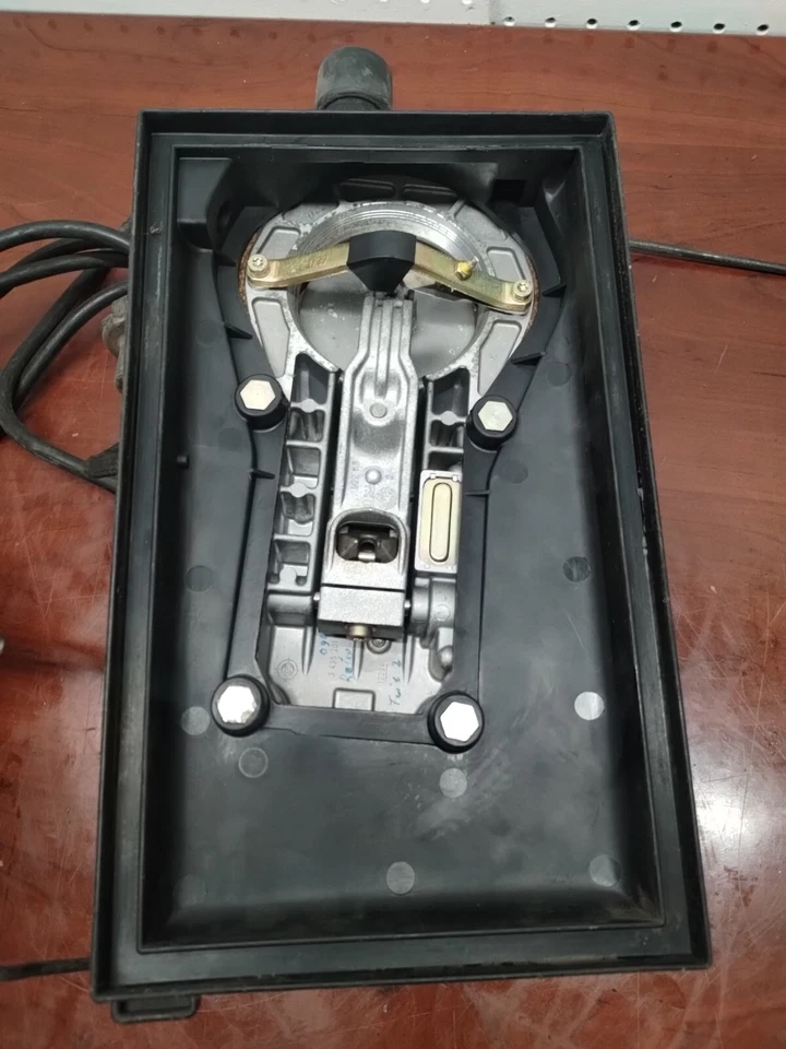 VOLKSWAGEN AUDI OEM CORRADO GOLF PASSAT ENGINE MOTOR FUEL INJECTION DISTRIBUTOR - Image 4 of 4