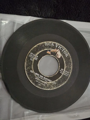 2 Elvis Presley First Pressing 45s All Shook Up And Tryin' To Get To You  Tested