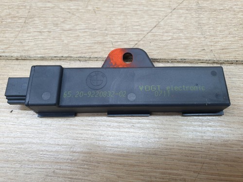 2011 BMW 520D F11 LUFTANTENNENVERSTÄRKER MODUL EINHEIT ECU 20922083202