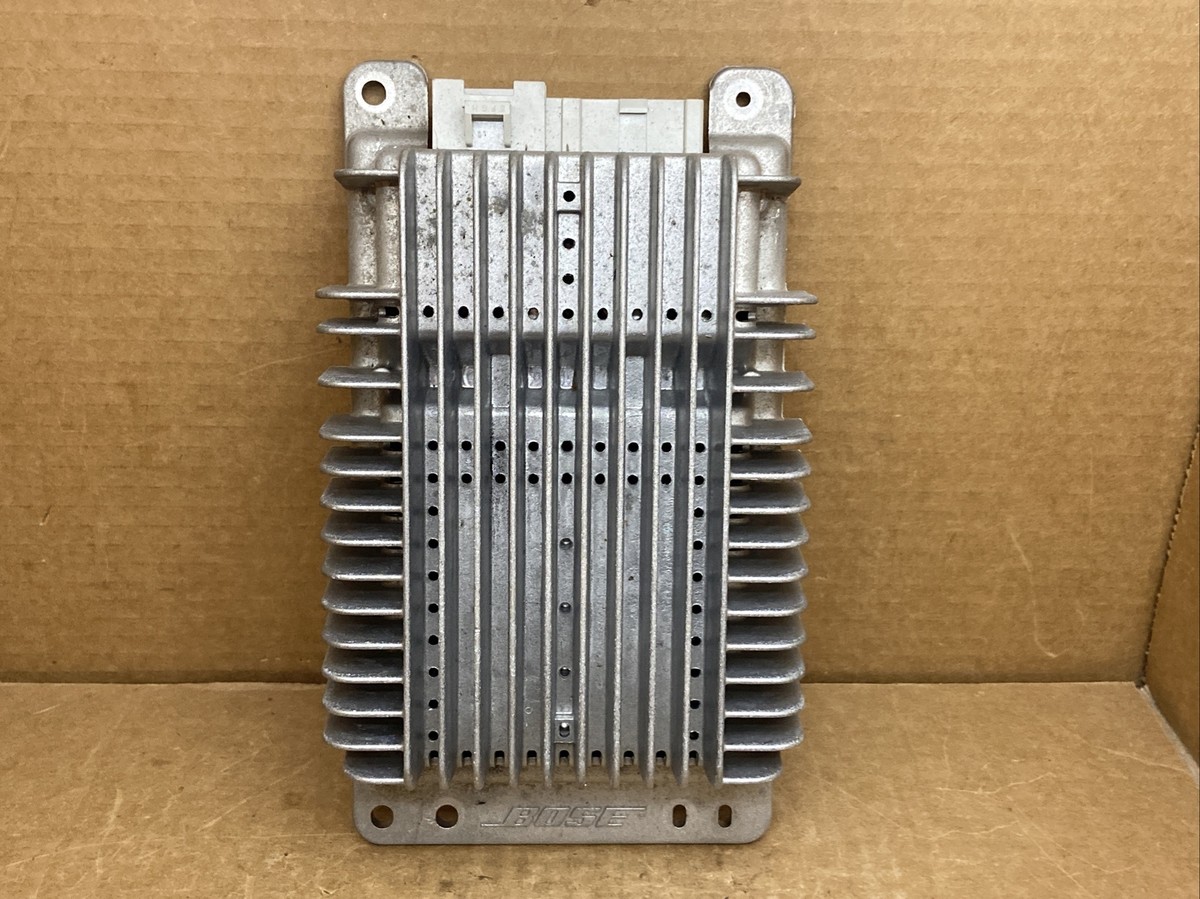 2003-2006 Chevy GM Silverado Sierra Avalanche Amplifier Amp