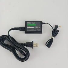 Sony PSP-380 Black Official AC Adaptor For Sony PSP 2000 And PSP 3000