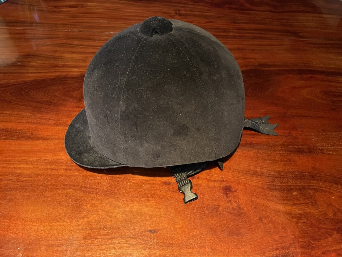Casque D’équitation Velours Noir – Taille 59, Occasion Très Bon état