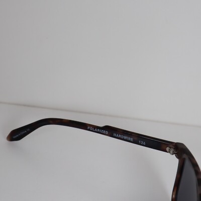 Quay Australia HARDWIRE POLARIZED 126 Tortoise/Smoke Unisex  display picture 3