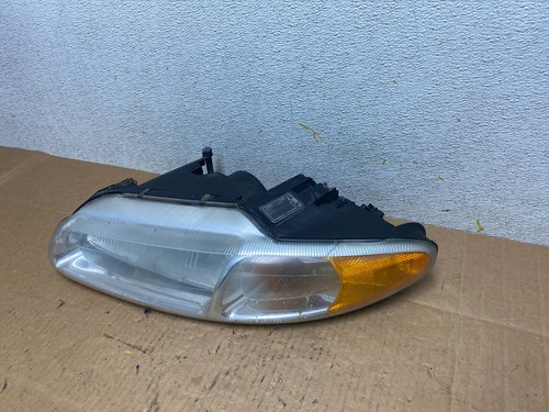 1996-2000 Chrysler Sebring Left Driver LH Side Halogen Headlight OEM N4378 - Picture 2 of 14