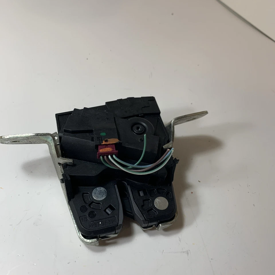 Mercedes-Benz ML350 2015 pestillo de bloqueo de puerta trasera OEM Foto 2 de 4