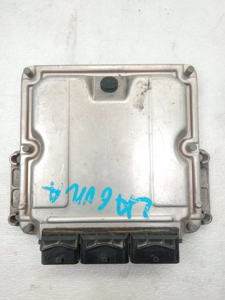 8200211711 centralina motore RENAULT LAGUNA II BG0 2001 BOSCH 141481 - Immagine 2 di 4