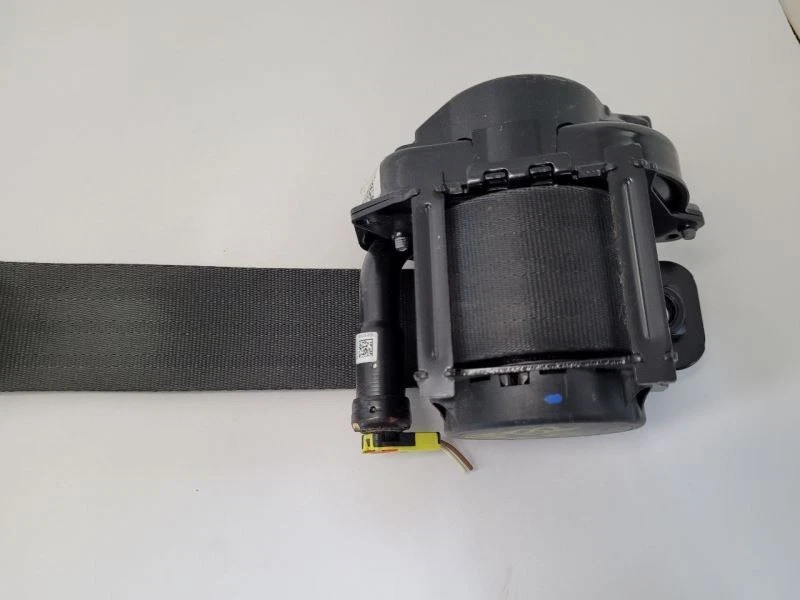 2014-2018 KIA FORTE RH Seat Belt Front Sedan Passenger Retractor - Изображение 3 из 4