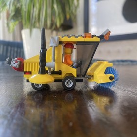 LEGO City #7242: Street Sweeper | Complete W/ MF | Sold As Is | Fast Shipping!!!
