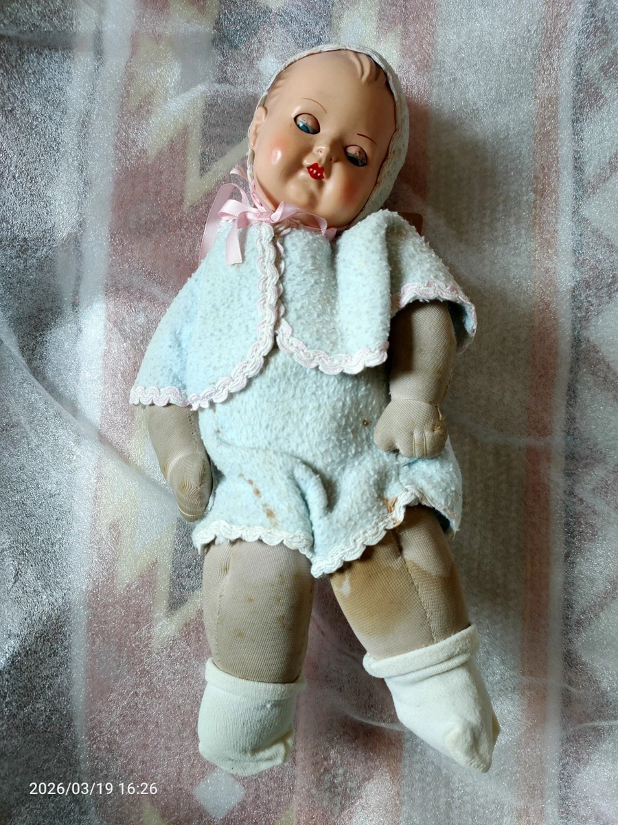 Jolie poupée ancienne en porcelaine et chiffon bouilli - Jeux & Jouets