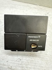 1999-2006 Silverado Sierra Avalanche Tahoe Yukon Passenger Off Bag Switch B20