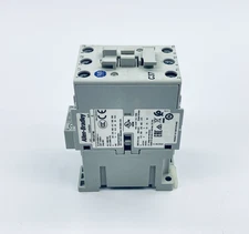 ALLEN BRADLEY 100-C37*00 IEC Power Contactor 3-Pole 600V ser. C