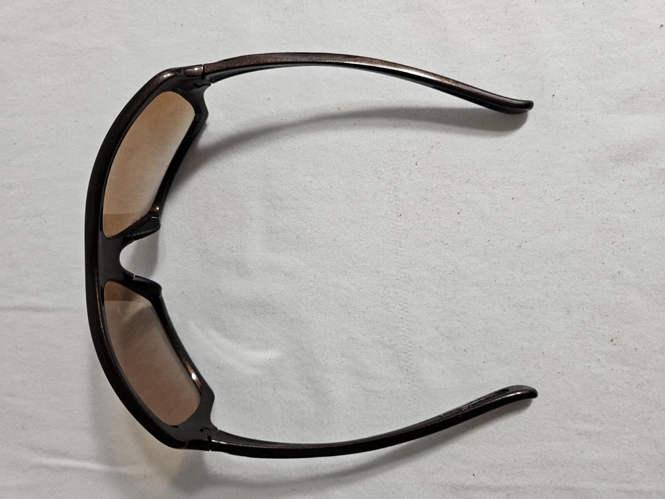 Oakley Sunglasses Break Up Brown/Burgandy Square Frames with Brown Lenses - Image 4 of 4