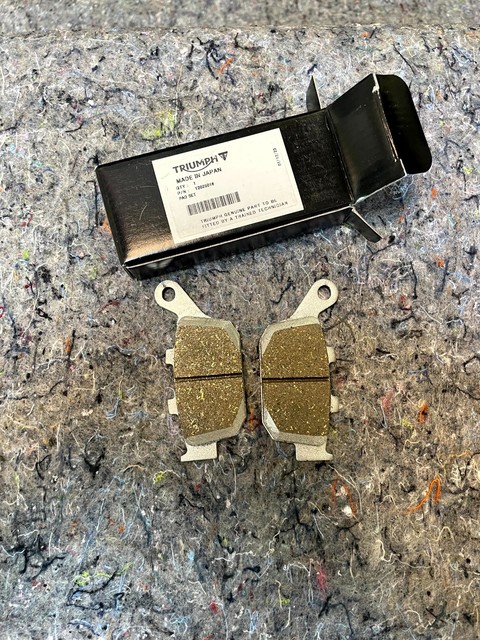 Triumph T2025016 Brake Pad Set