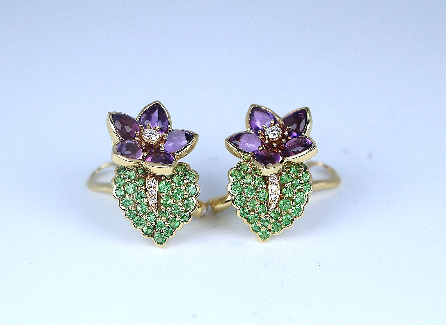 RARE Vintage Estate Tiffany 18k Gold Amethyst Tsavorite Diamond Flower Earrings image 7