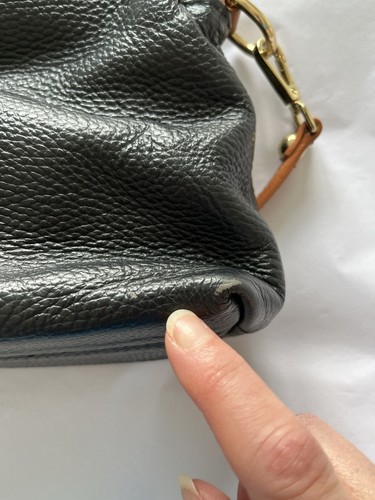 Borsa a tracolla Valentina in pelle nera e marrone ciottoli italiani - Foto 8 di 9