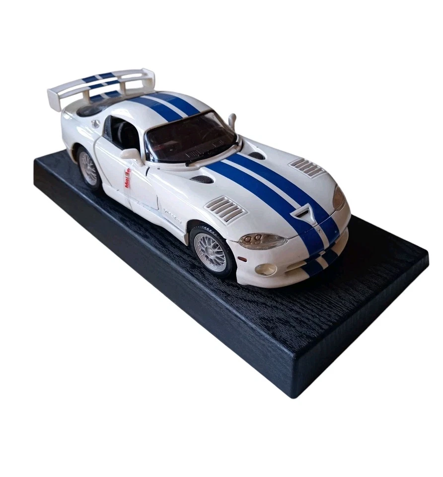 *HH* Modellino 1:18 Auto Maisto Dodge Viper GTS R 1997 macchina Automobile Car - Immagine 2 di 4