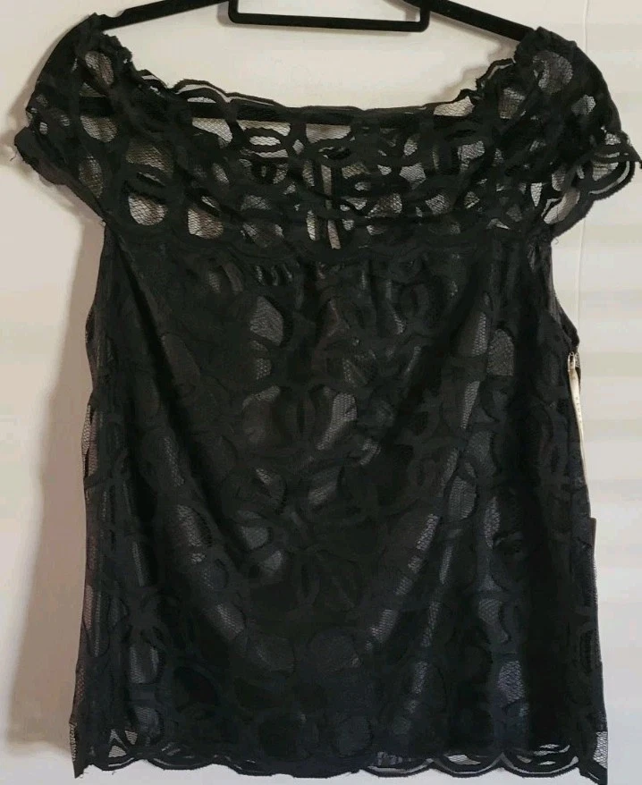 Camiseta sin mangas Kenar de encaje con hombros descubiertos negra talla 10 Whimsigoth Goth Fairiecore nueva con etiquetas Foto 2 de 4