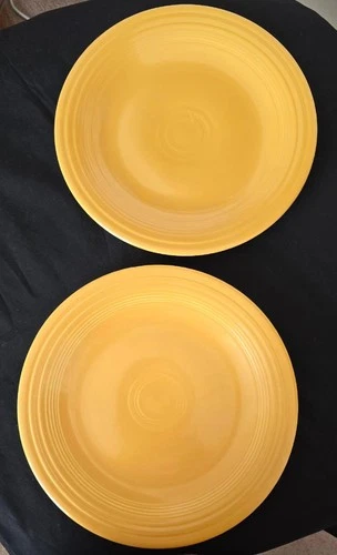 2 PC VINTAGE FIESTA WARE DINNER PLATE 10.5" YELLOW 1936-1969