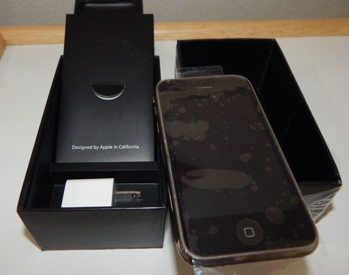 Rare APPLE iPhone 3GS Black 8GB A1303 GSM w/ Original Box and