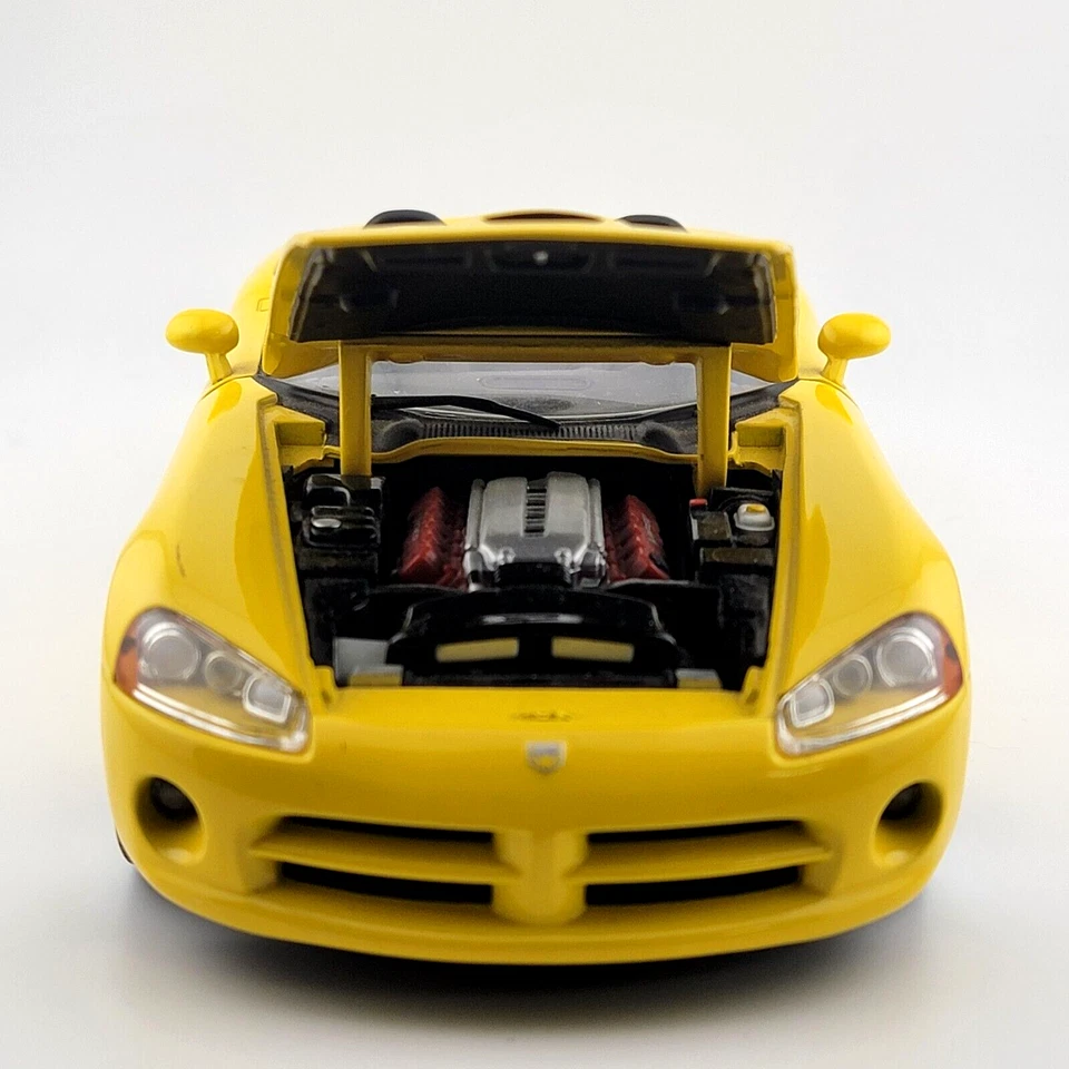 Dodge Viper SRT-10 2003 ERTL 2 amarillo rápido y los 2 furiosos escala 1/18 Foto 4 de 4