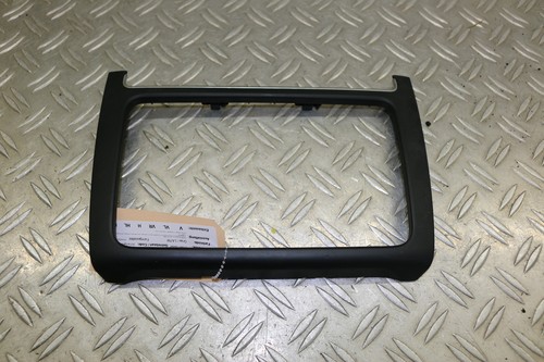 VW Polo 6R1     Radioblende  Blende Zierrahmen Verkleidung   6R0858069
